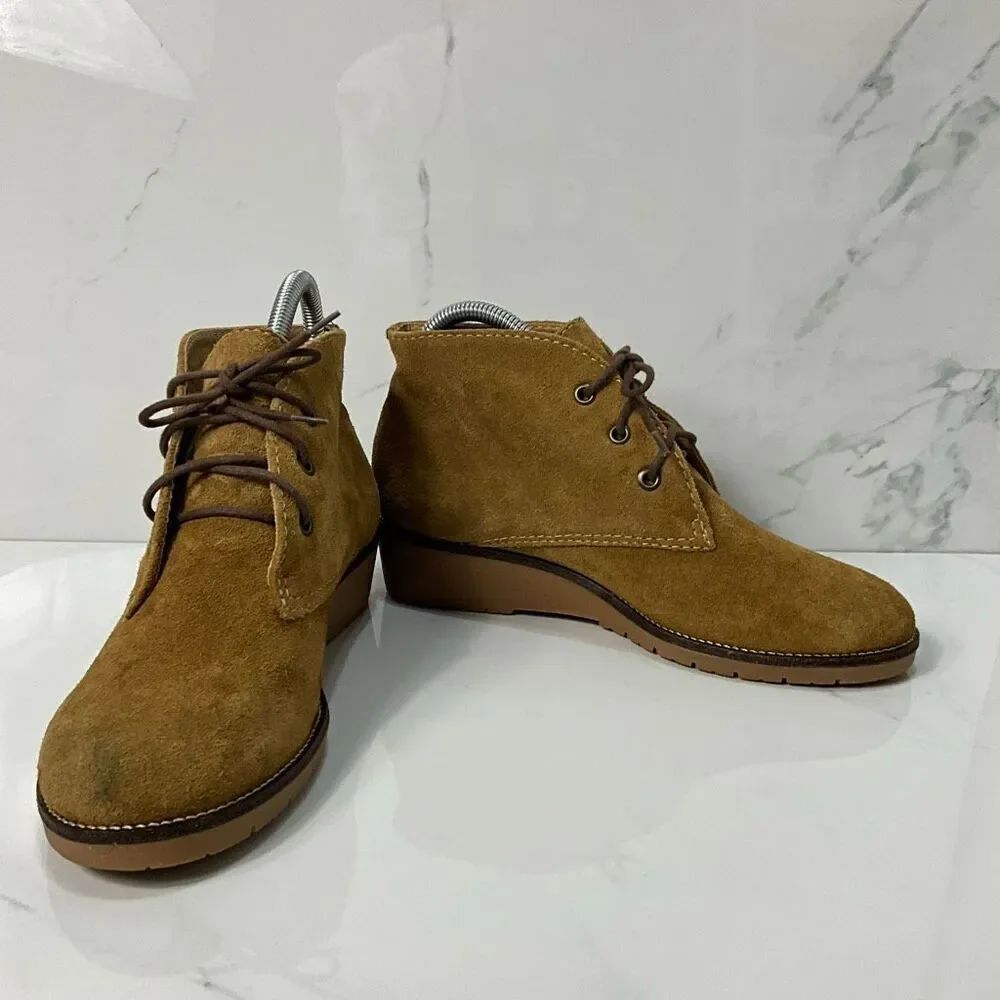 VINTAGE L.L. BEAN Suede Wedge Heel Ankle Booties